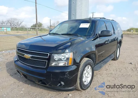 2009 Chevrolet Suburban 1500 Lt1 z USA, uszkodzony, nr VIN 1GNFC26059R186199